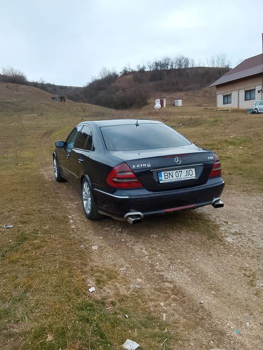 De vânzare Mercedes e270 313/316/413/416