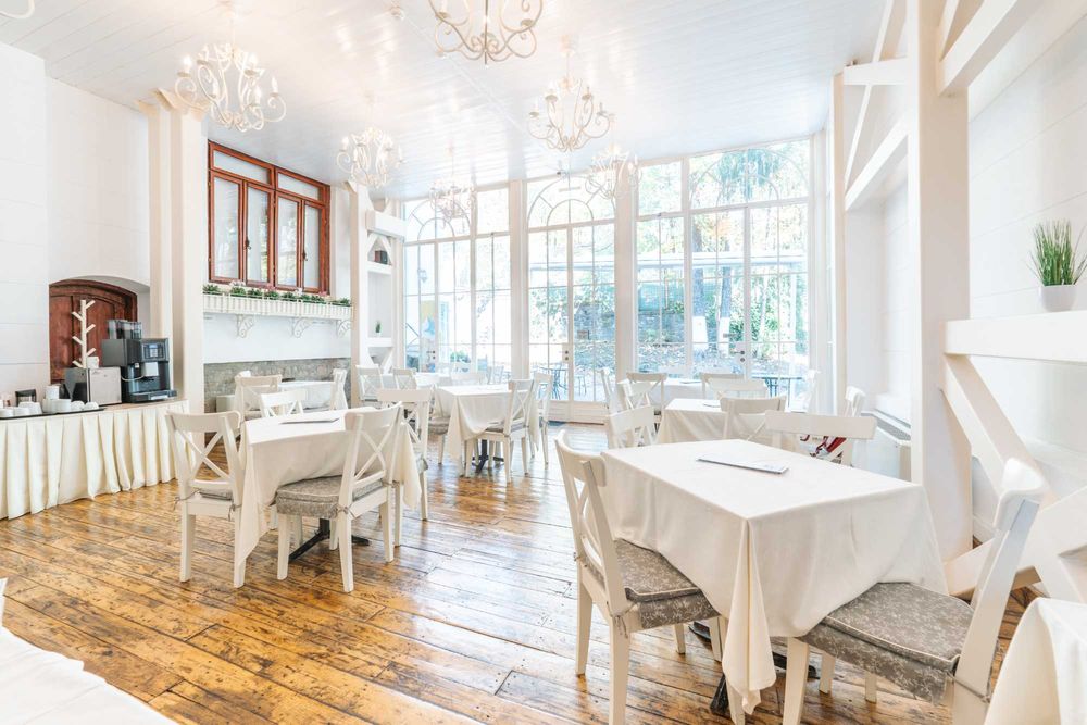 Restaurant de închiriat – Sinaia, zona Centru - spațiu operațional