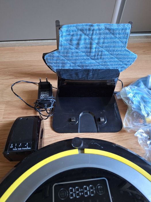 Robot aspirator Liectroux 250 ron