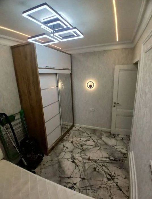 Сдаётся квартира центр Самарканд адрес аэропорт на второй этаж