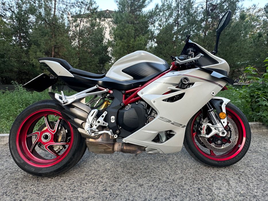 QjMotor 921 SRK RR