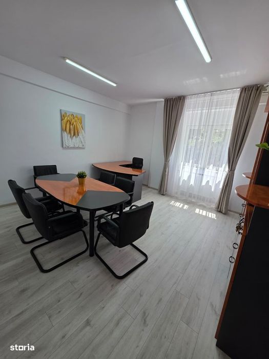 Inchiriez Birou Mobilat 20mp - Piata Romana / Ultracentral - Parter