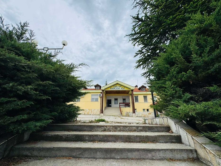 Продава се Хотел в Харманли - 544 кв.м за 589 €/кв.м - Снимка #12