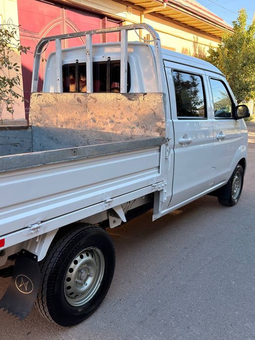 Shineray T32 avtomobili sotiladi