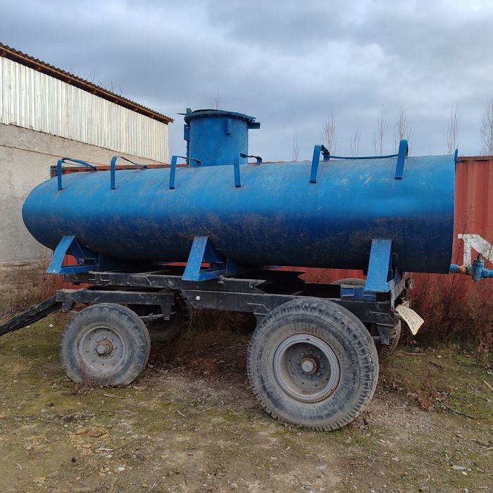 Сув бочкаси тележка