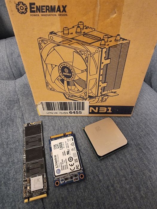 AMD A8-9600 + Cooler Enermax ETS-N31 + Bonus