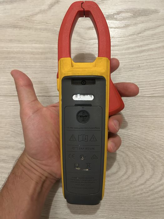Fluke 376 FC multimetru