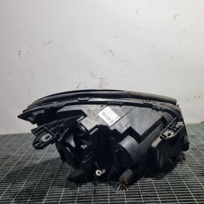 Far Stanga Mercedes GLA ( X156 ) 2013 - 2017 SUV 4 Usi (1470) Fara xenon A1569061300