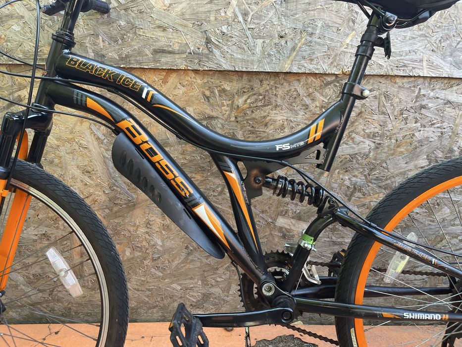 Bicicleta boss cu suspensii  frane pe disc roti 26”