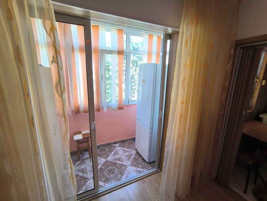 Vând apartament 2 camere,confort 2,etaj 3, Trivale, complex ||