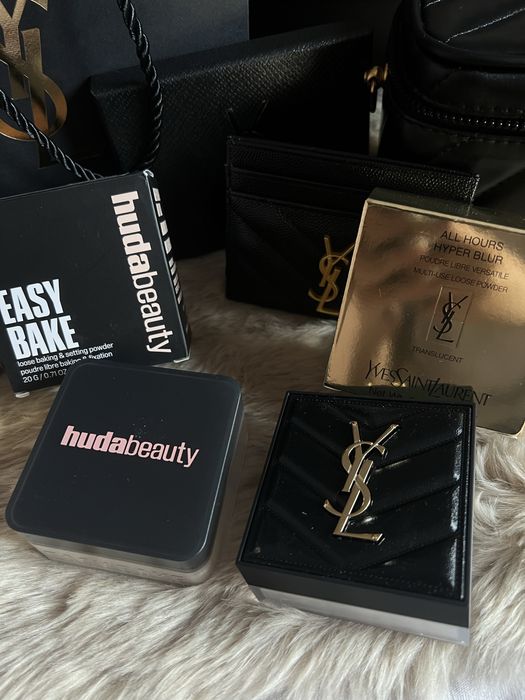 Чанта и гримове ysl