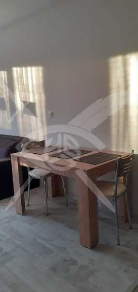 Дава се под наем Двустаен апартамент в Варна, ХЕИ - 58 кв.м за 500 € - Снимка #1