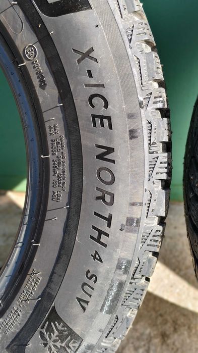 MICHELIN X-Ice North 4 SUV, комплект 4 шины  .