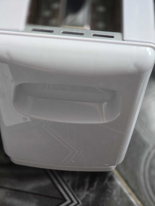 Голям тостер за препечени филийки