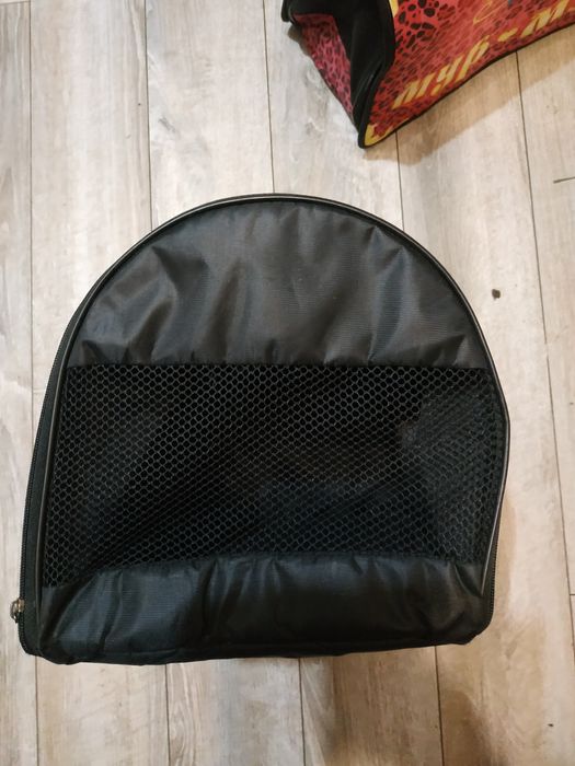 Переноски для животных.