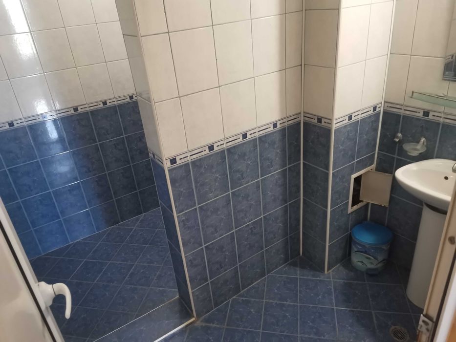 Дава се под наем Двустаен апартамент в Бургас, Победа - 50 кв.м за 153 € - Снимка #3