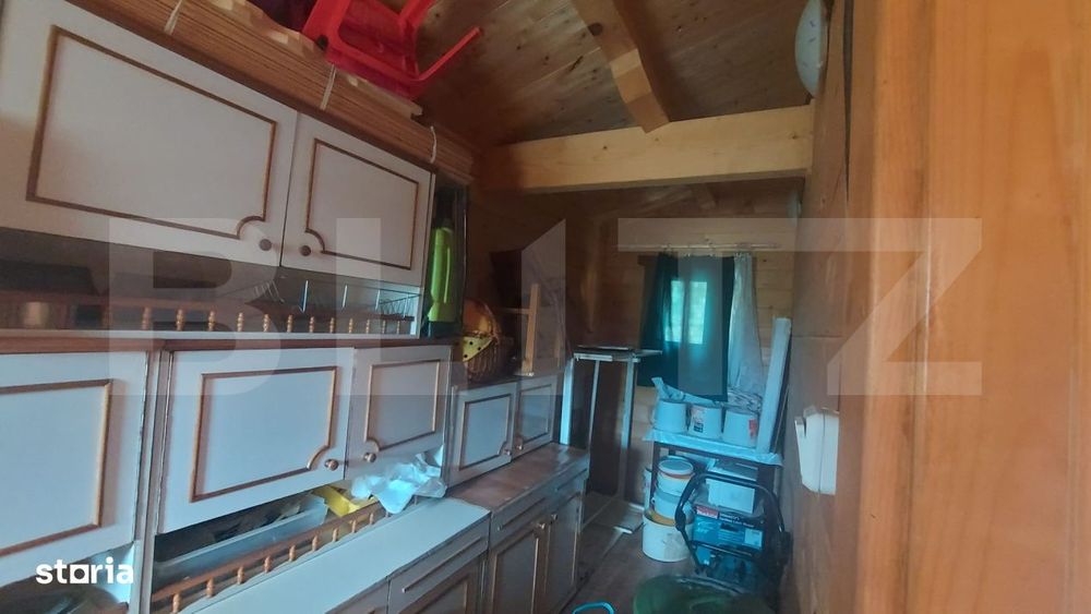 Cabana cu teren de 18 ari, zona Viile Satu Mare