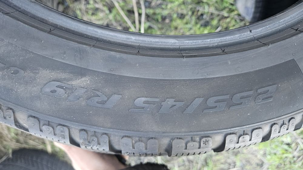 2бр гуми 255 45 19 дот 24 пирели