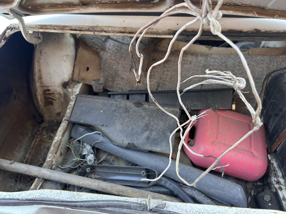 Продам ВаЗ 2107 на разбор