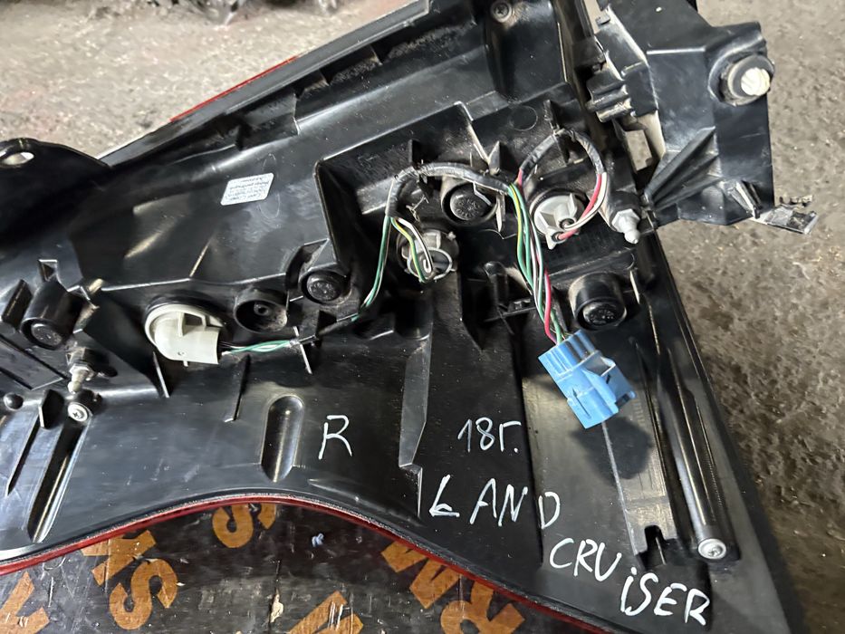 Toyota Land Cruiser 2018 година Стопове