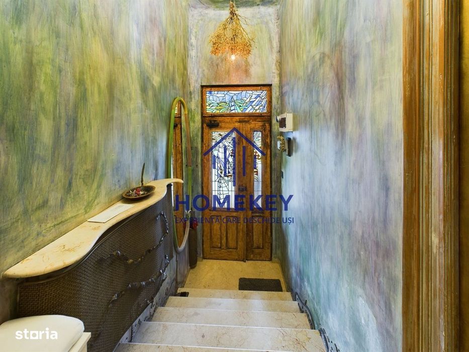 Casa/Vila de Inchiriat cu Terasa- centru