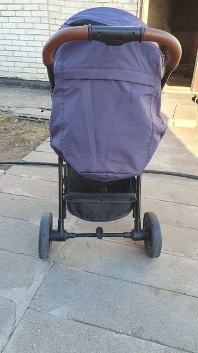 Коляска прогулочная