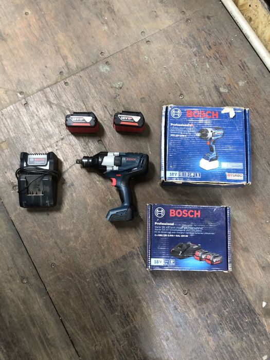 Продам Гайка Верт BOSCH Оригинал