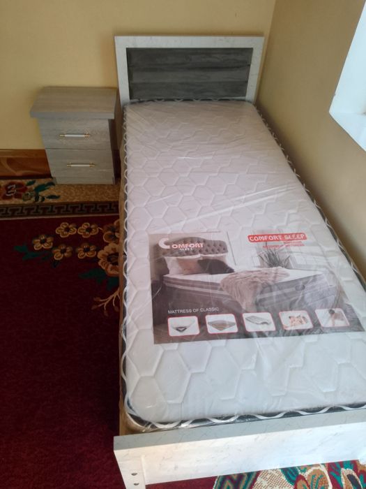 Кроват сотилади янги