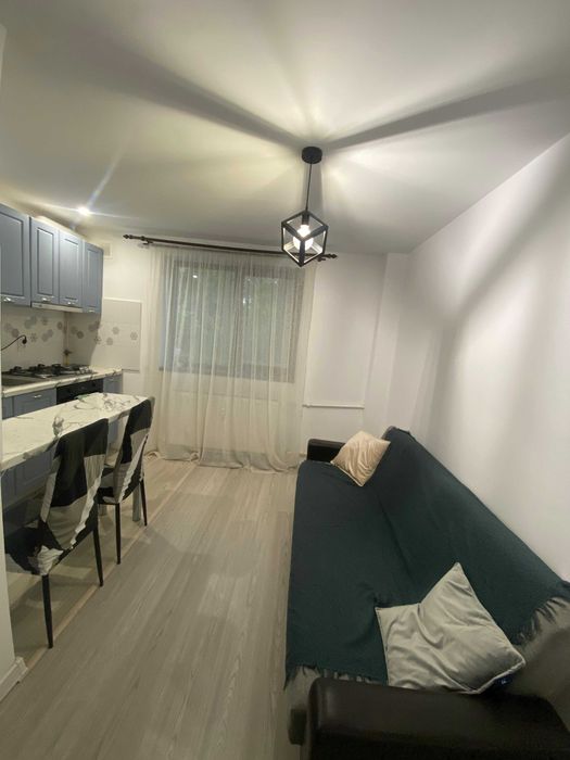 Închiriez apartament cu o cameră