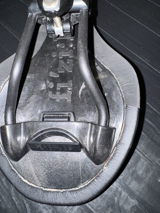 Седалка Fizik Tundra M5