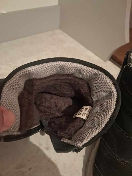 Продам зимний обувь для девочки