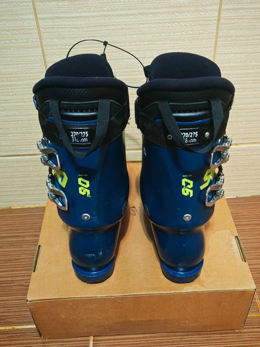 Clapari schiuri Fisher Fischer RC One 90 XTR GW Nr 42 ,mondo 27,5