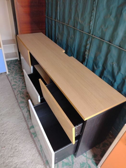 Masa televizor si consola