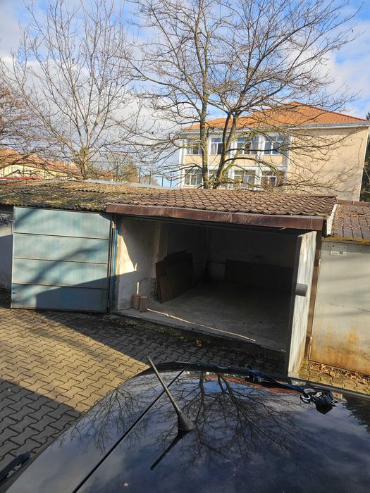 Garaj autorizat acte la zi in zona balcescu