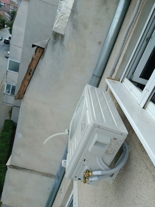 Montaj profesional aparate de aer condiționat și climatizare