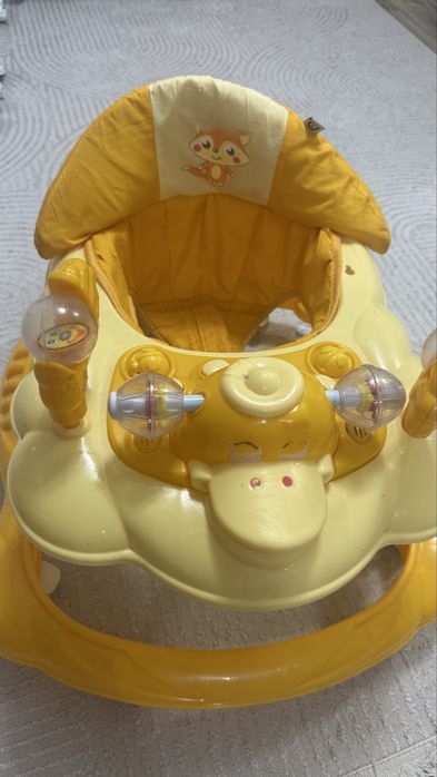 Продам ходунки. 2000