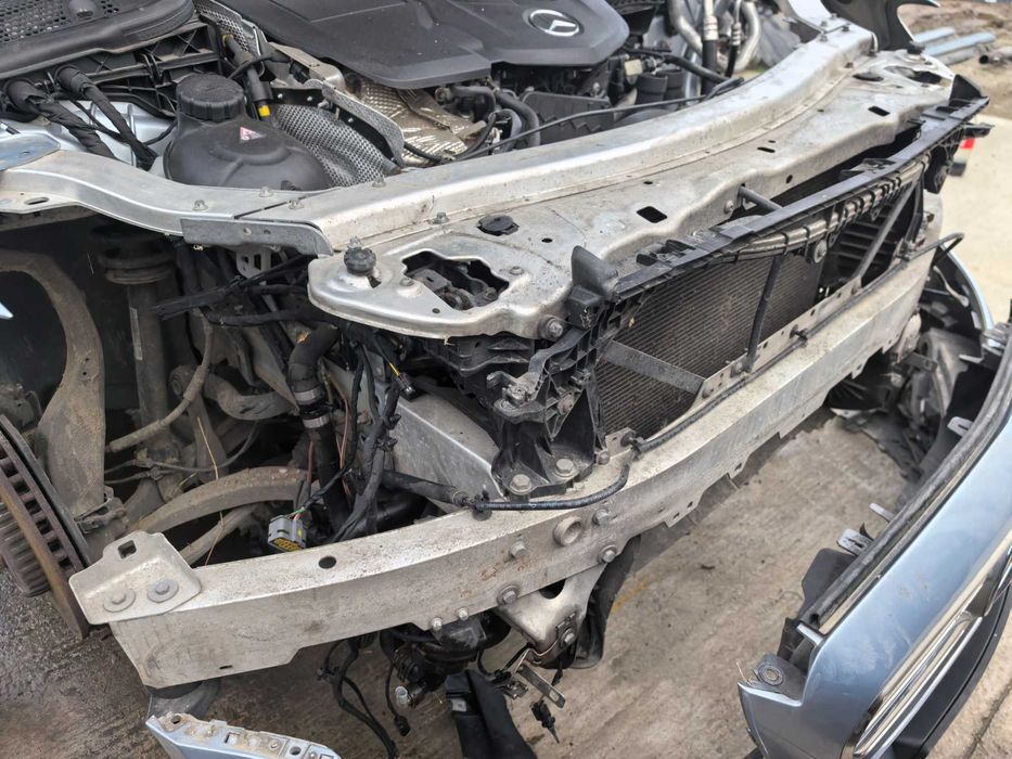 Mercedes E class w213 BOT faruri capota aripi trager bara pachet amg