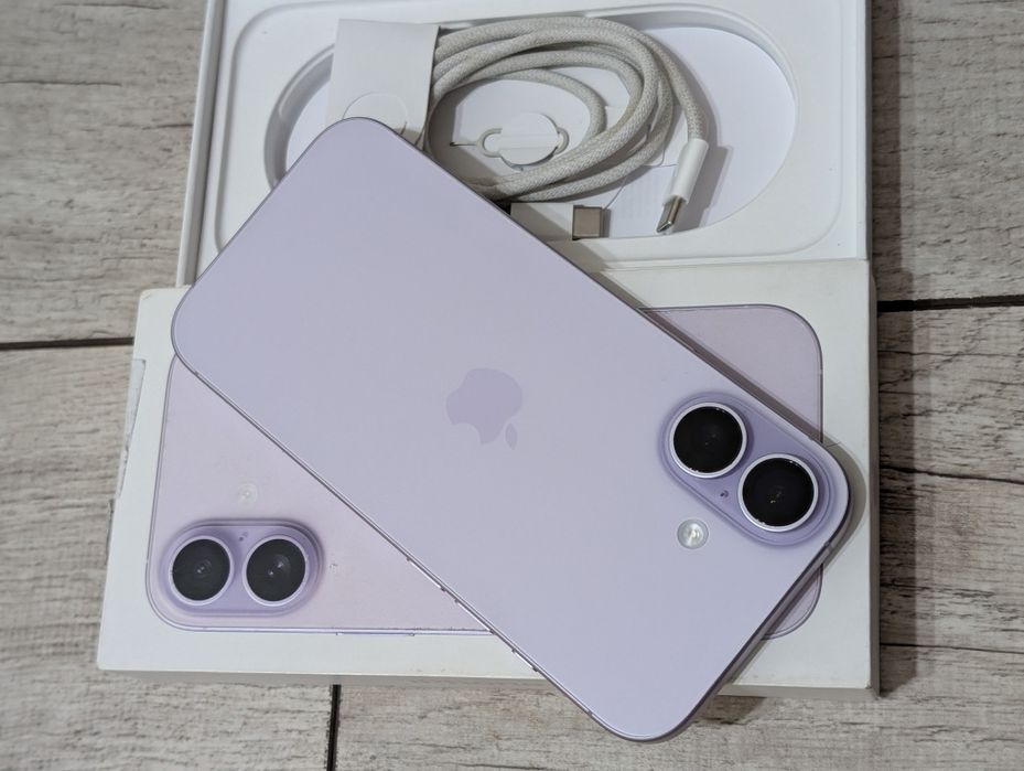 iPhone 17 256 gb ёмкость 100 EAC