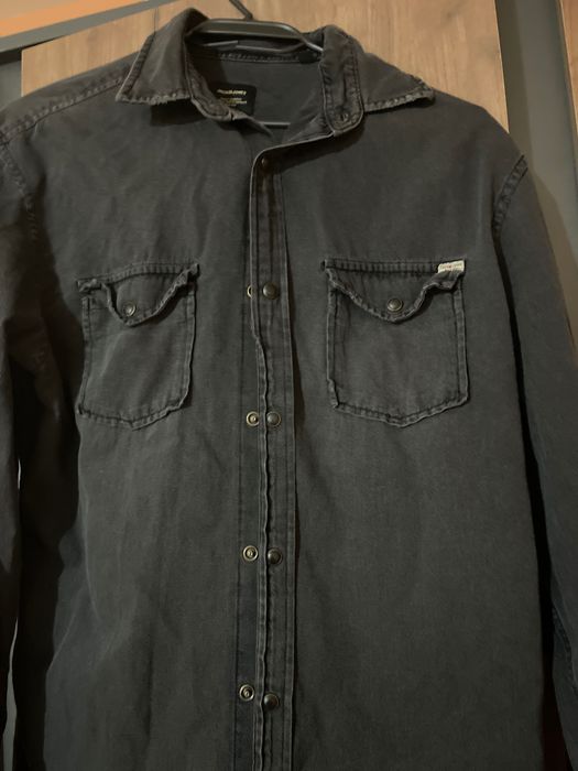 Риза мъжка размер S