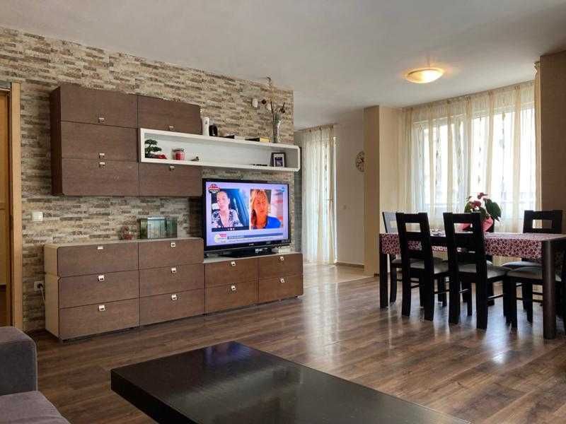 Дава се под наем Тристаен апартамент в София, Студентски град - 95 кв.м за 483.48 € - Снимка #1