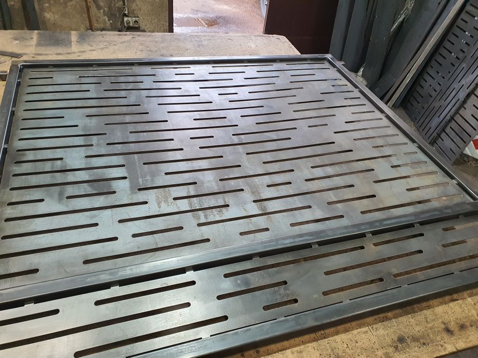 Decupare tablă traforată CNC pentru porți și garduri