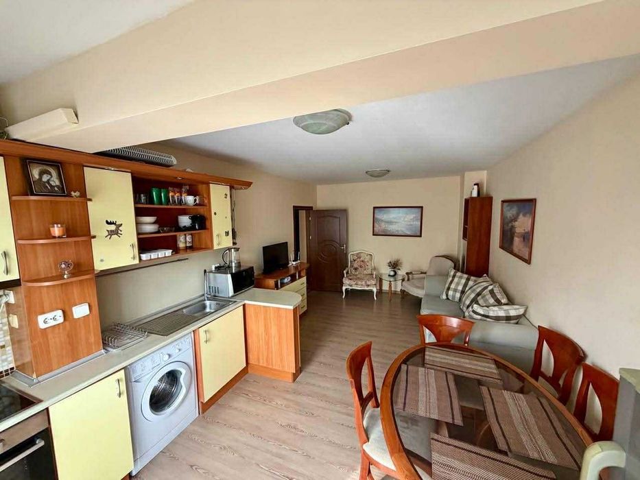 Дава се под наем Двустаен апартамент в Варна, Автогара - 65 кв.м за 400 € - Снимка #2
