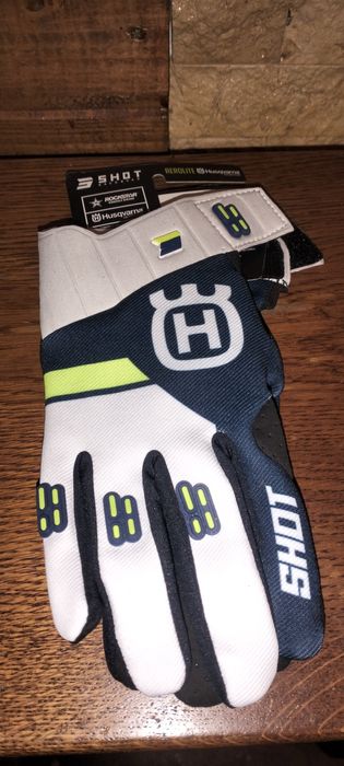 Manusi ,Hasquvarna , noi, de motocross, mtb/ Down Hill/ bicicleta