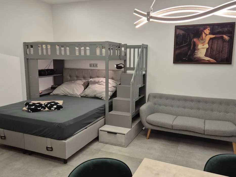 Дава се под наем Едностаен апартамент в Варна, Генералите - 30 кв.м за 300 € - Снимка #1