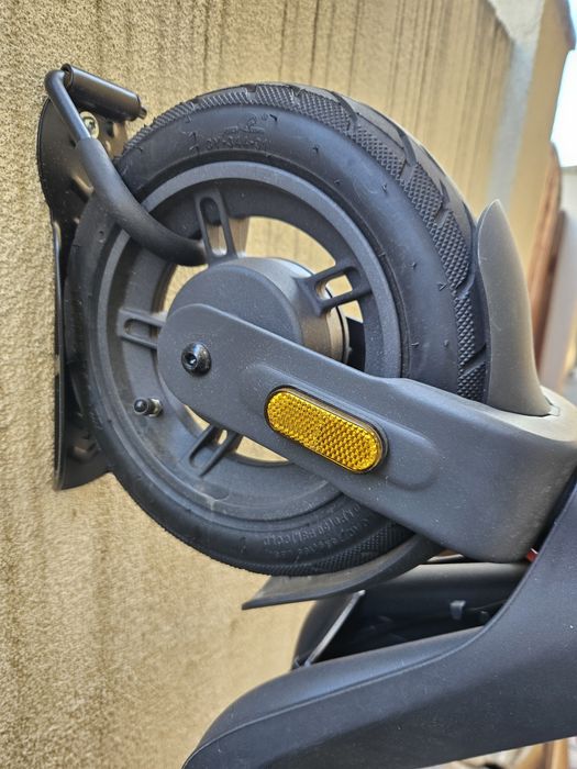 Trotineta xiaomi 4 lite Gen2 aproape noua