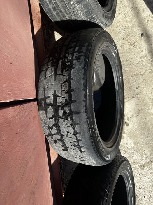 Комплект зимних шин камри