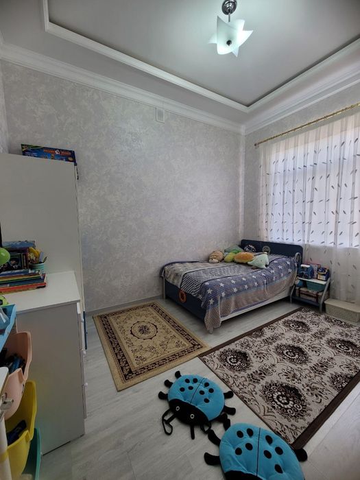 Uy sotiladi yengi toshmidan kirganda 2 sotix