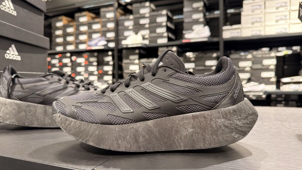 Adidas Adizero Aruku Black originali , cutie ( nr 42 )
