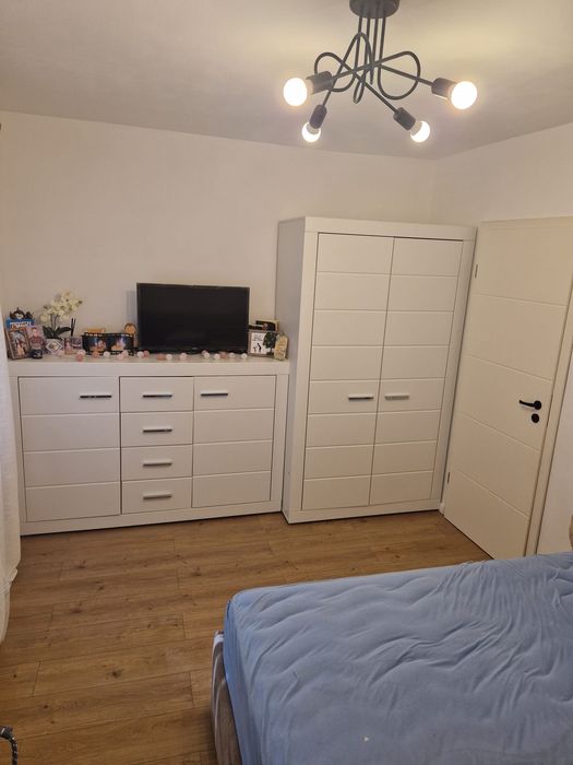 Vand apartament 3 camere Rogerius