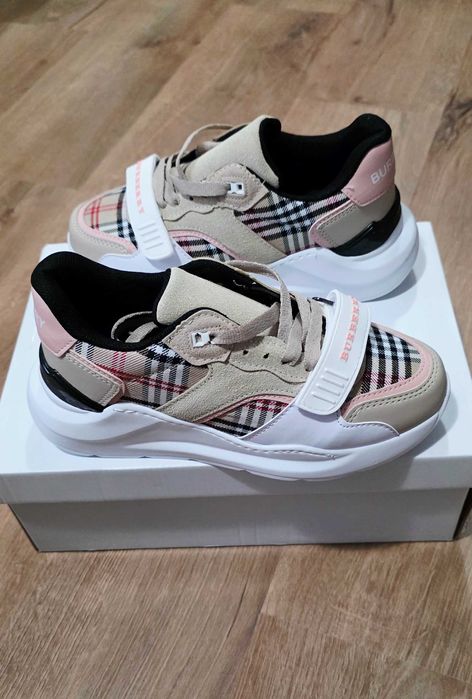 Burberry обувки дамски сникърси